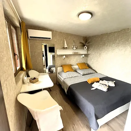 Cute Cube Minihaz Vakantiehuis *